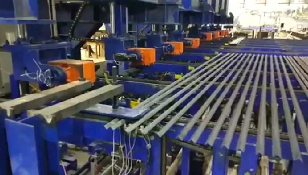 明科瑞冶金機(jī)械|在位出售型鋼打包機(jī)